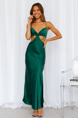 Smile For The Camera Midi Dress Green