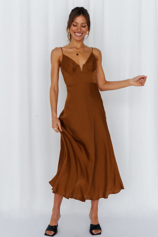 No Missing Kisses Midi Dress Chocolate