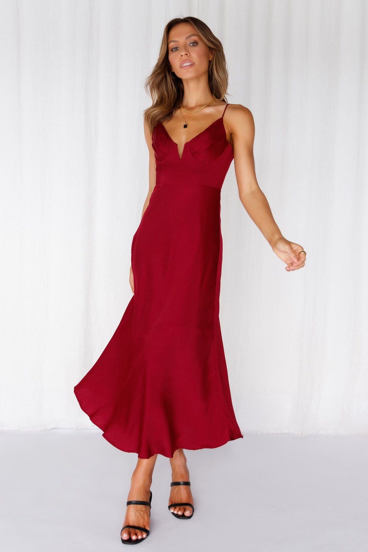 Private Kiss Midi Dress Cherry