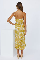 Popping Off Midi Dress Yellow