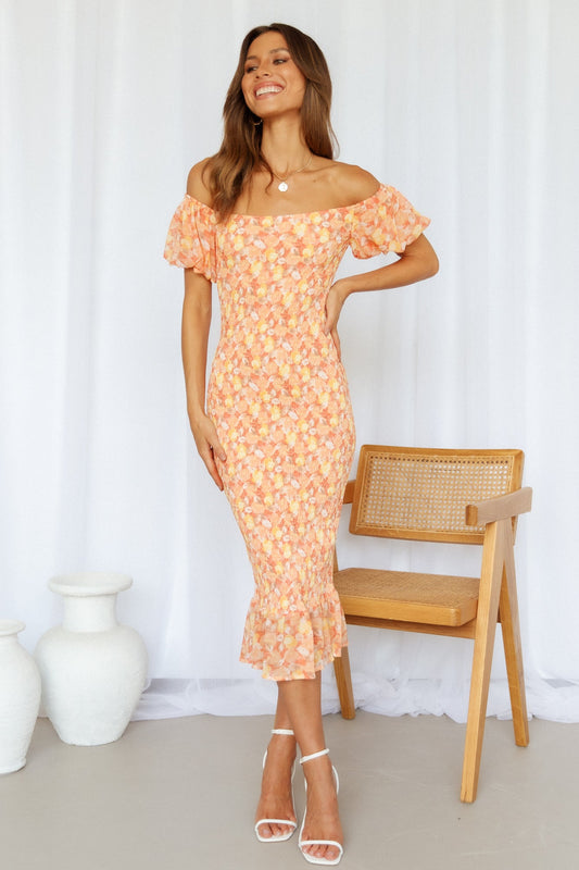 Cafe Light Midi Dress Orange