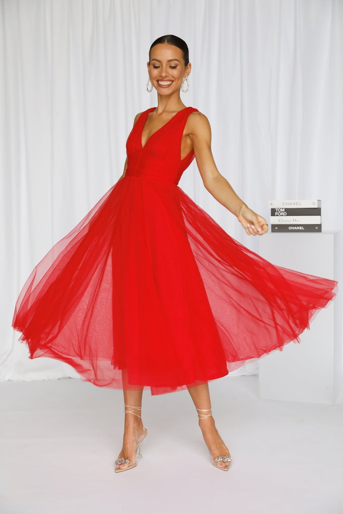 Ella Smiles Midi Dress Red