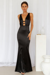 Regal Moment Maxi Dress Black